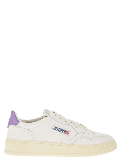 Autry Medalist Low Leather Sneakers